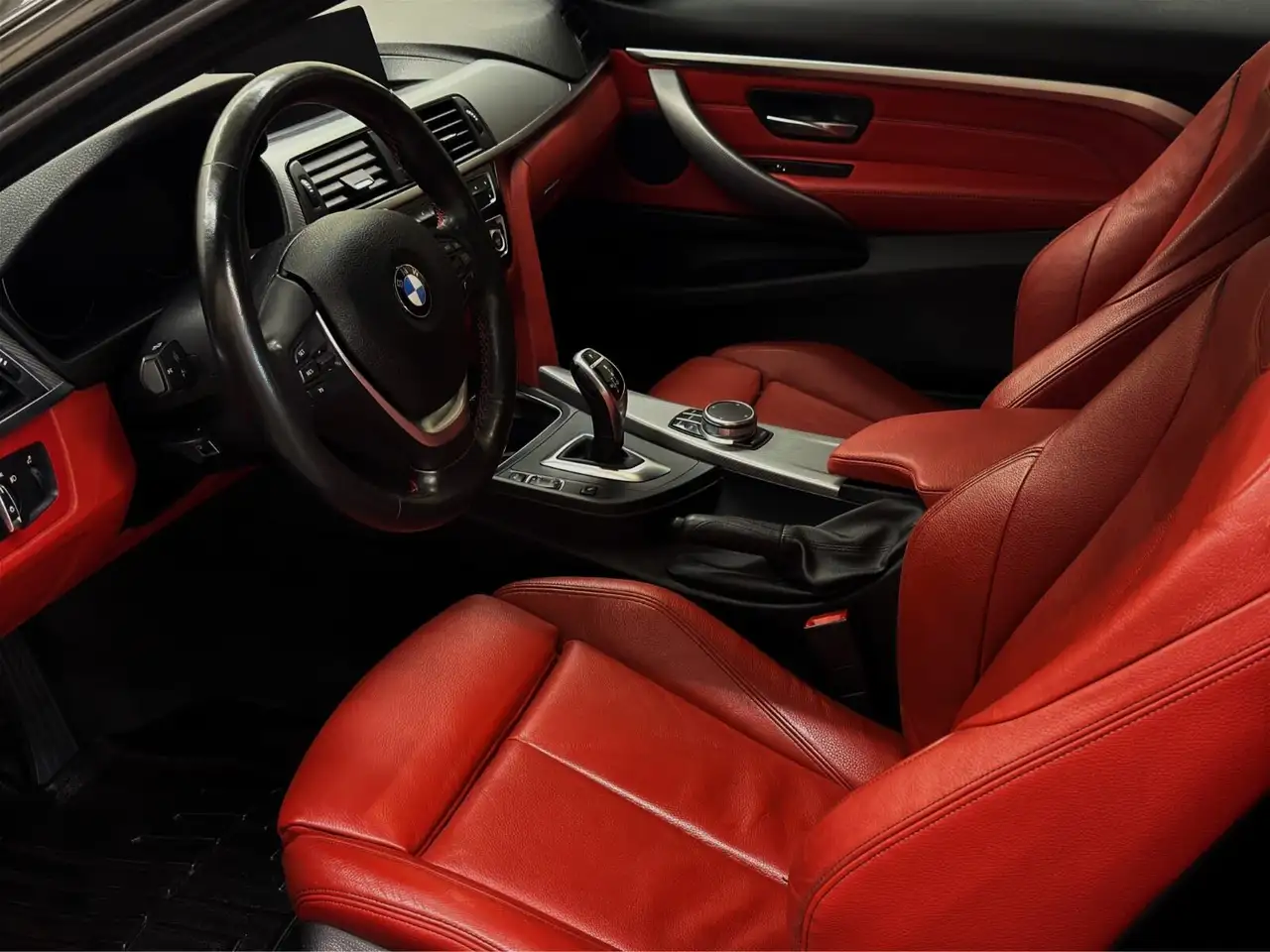 BMW 4 Series снимка BMW 4 Series