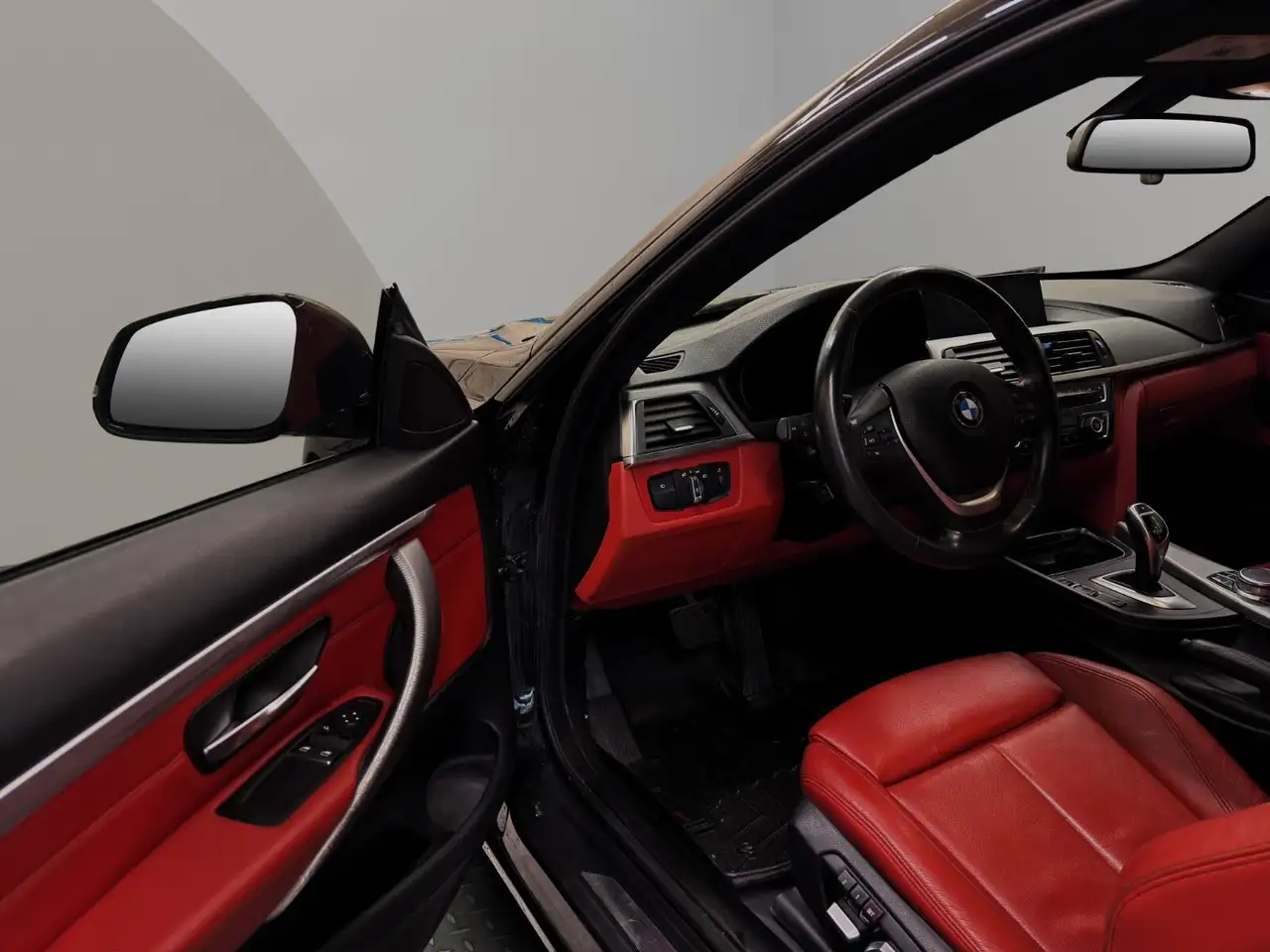 BMW 4 Series снимка BMW 4 Series