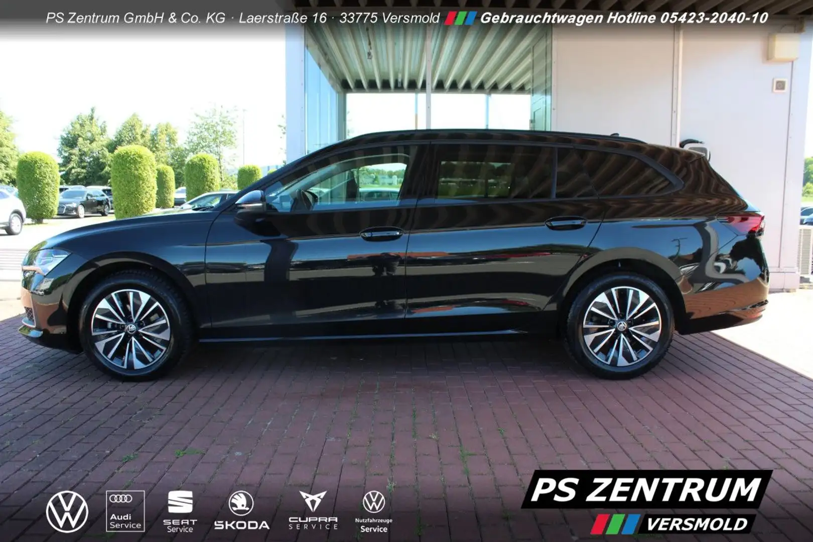 Skoda Superb Combi 2.0 TDI DSG Selection MATRIX-LED, Schwarz - 2