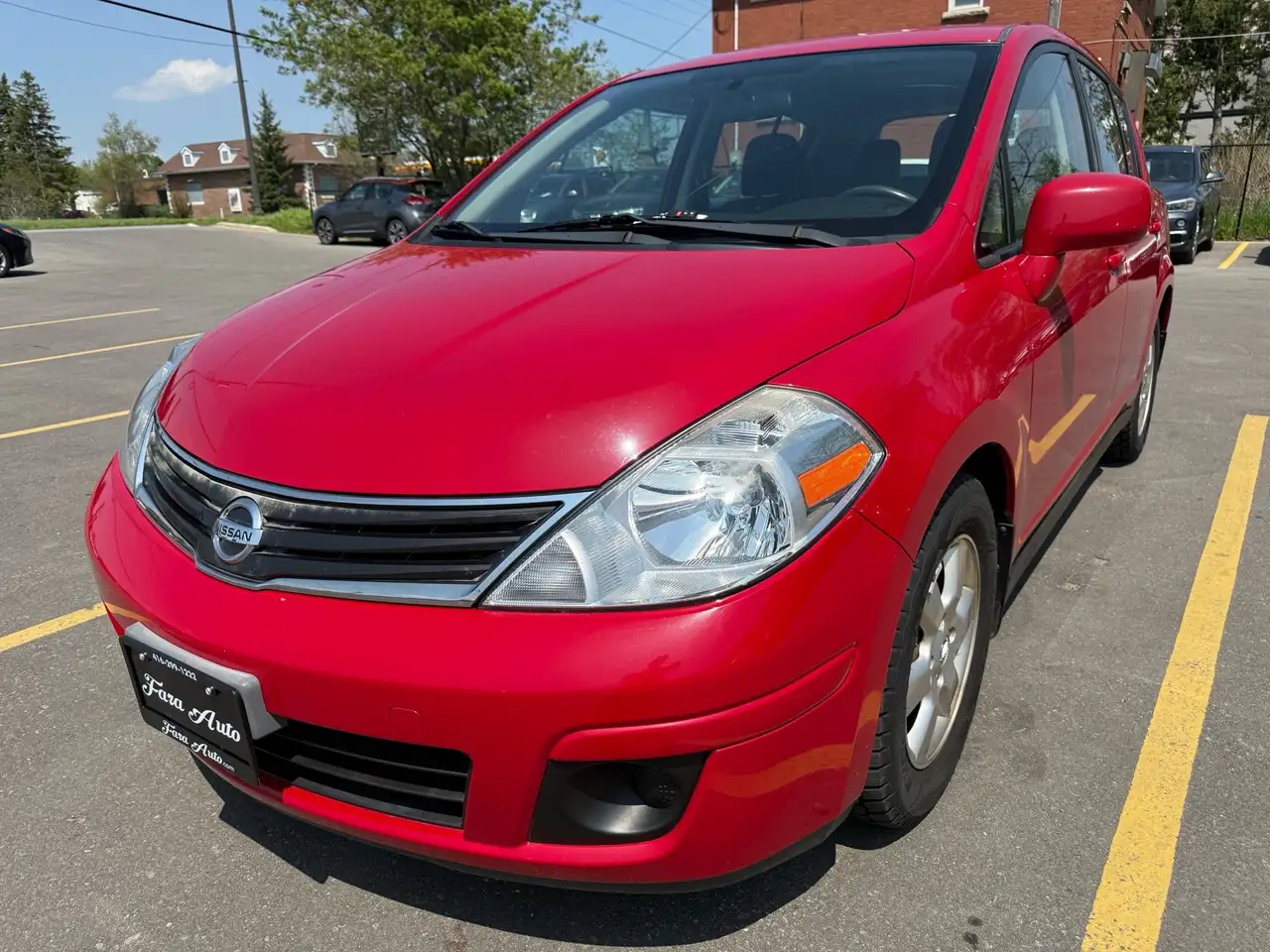 Nissan Versa fotografie Nissan Versa