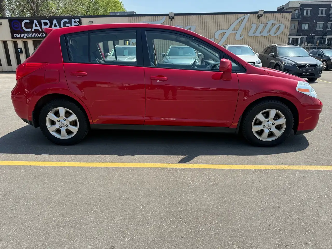 Nissan Versa fotografie Nissan Versa