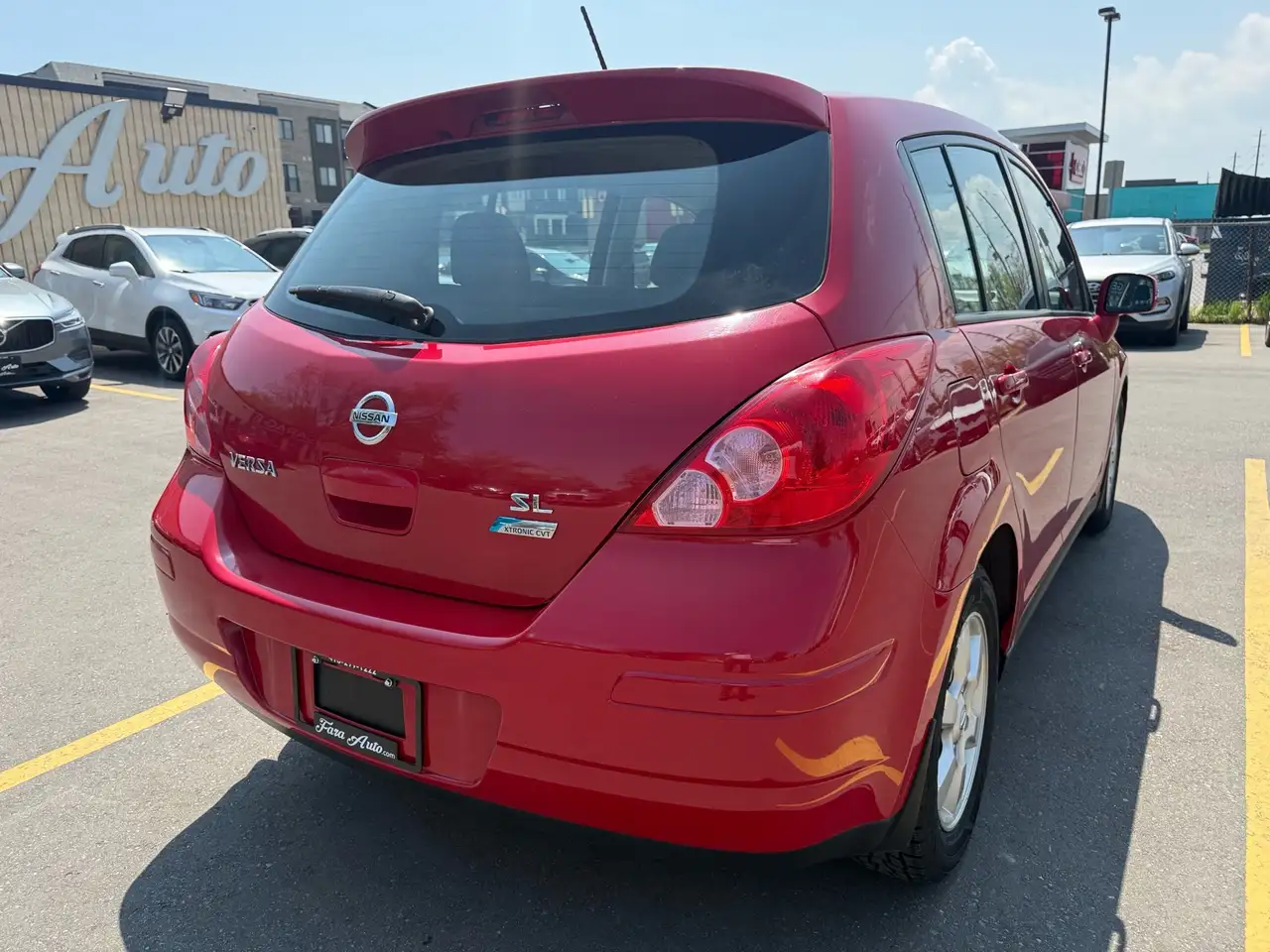 Nissan Versa fotografie Nissan Versa