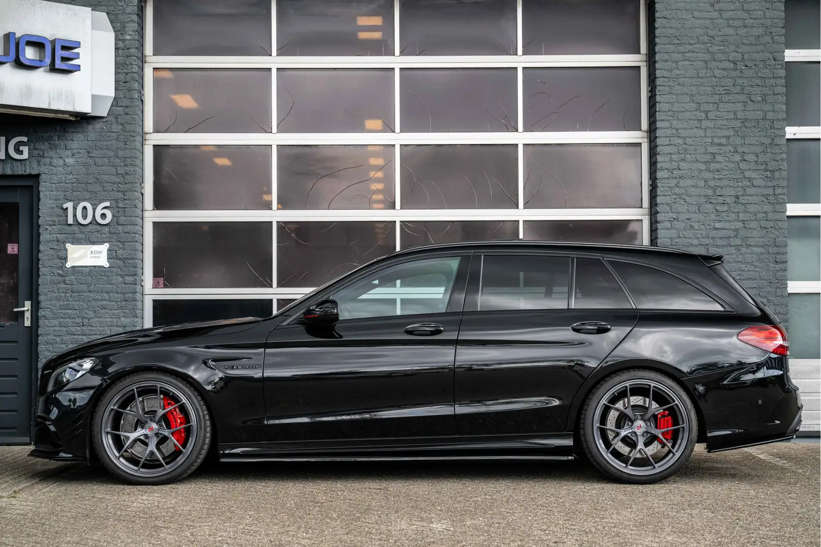 Mercedes-Benz C 63 AMG Estate Pano, Schaalstoelen, Head-Up, Burmester, 20 Zwart - 2