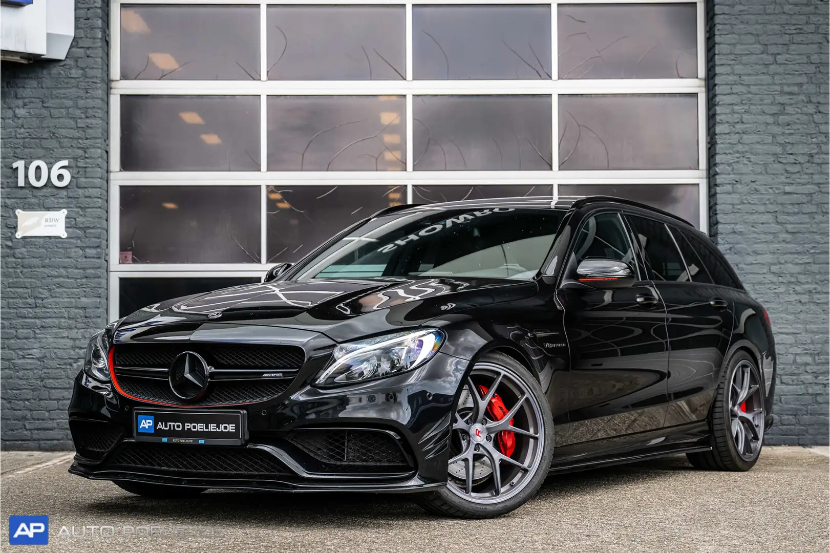 Mercedes-Benz C 63 AMG Estate Pano, Schaalstoelen, Head-Up, Burmester, 20 Zwart - 1