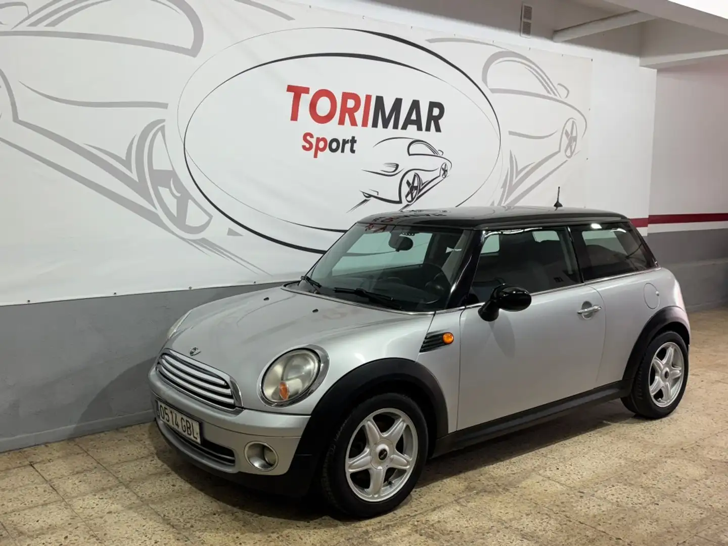MINI Cooper Gris - 2