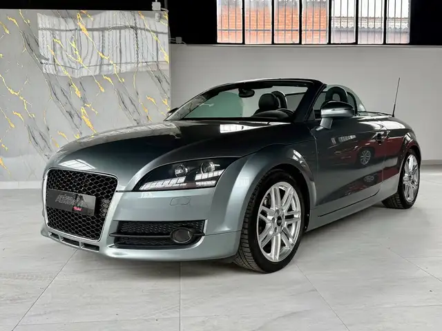 Audi TT Roadster 2.0 TFSI