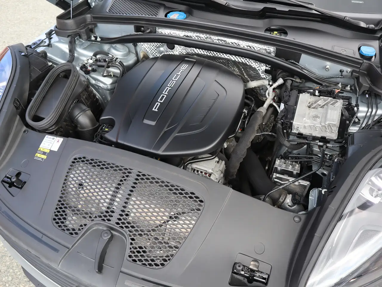 Porsche Macan снимка Porsche Macan