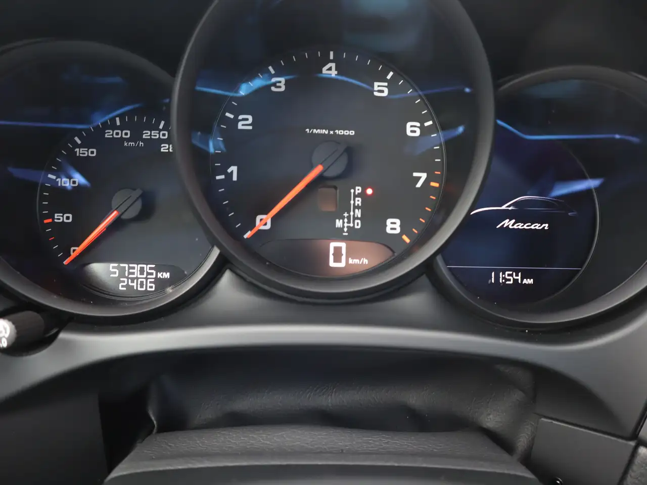 Porsche Macan снимка Porsche Macan