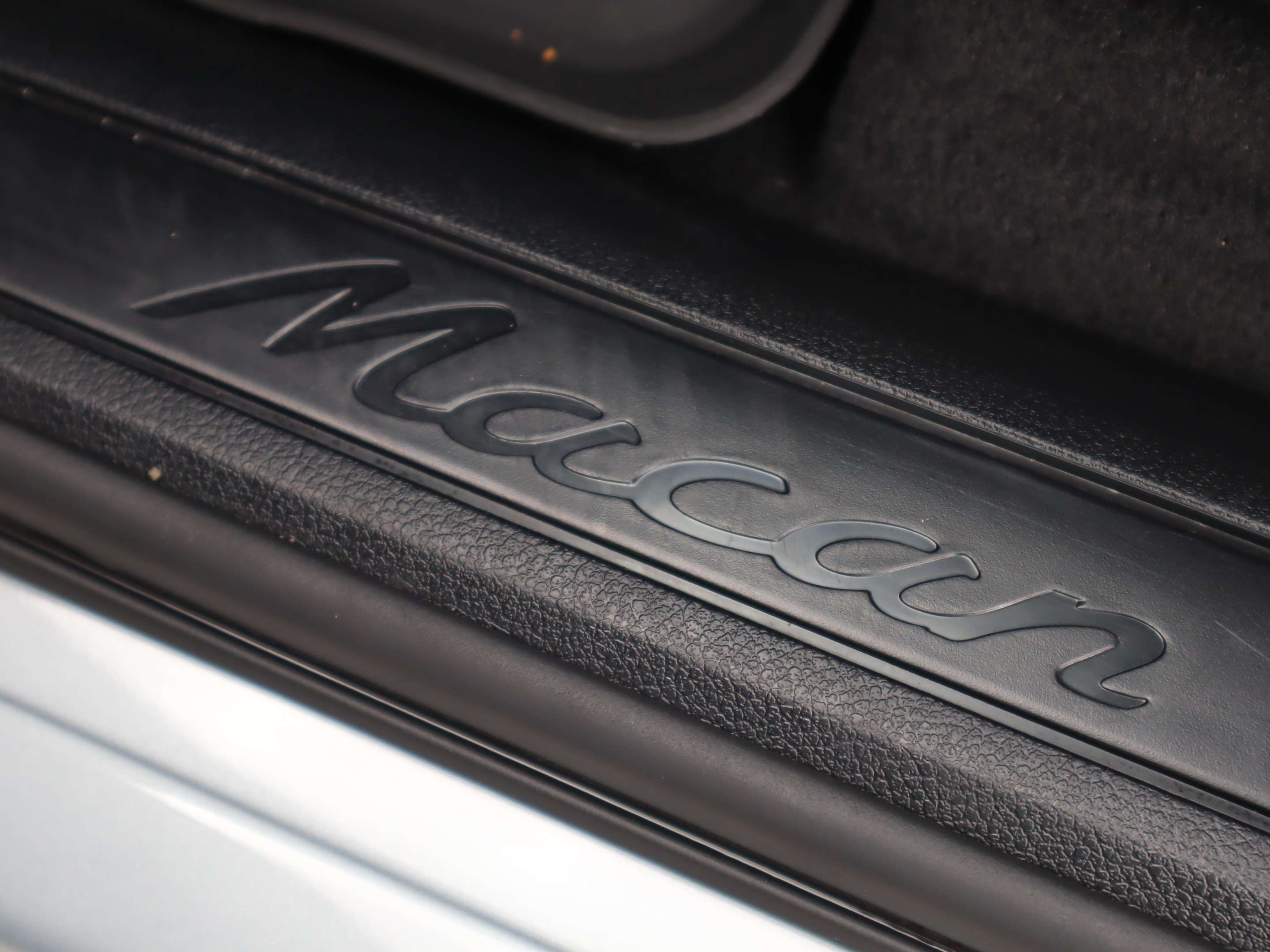 2021 Porsche Macan AWD thumb 22