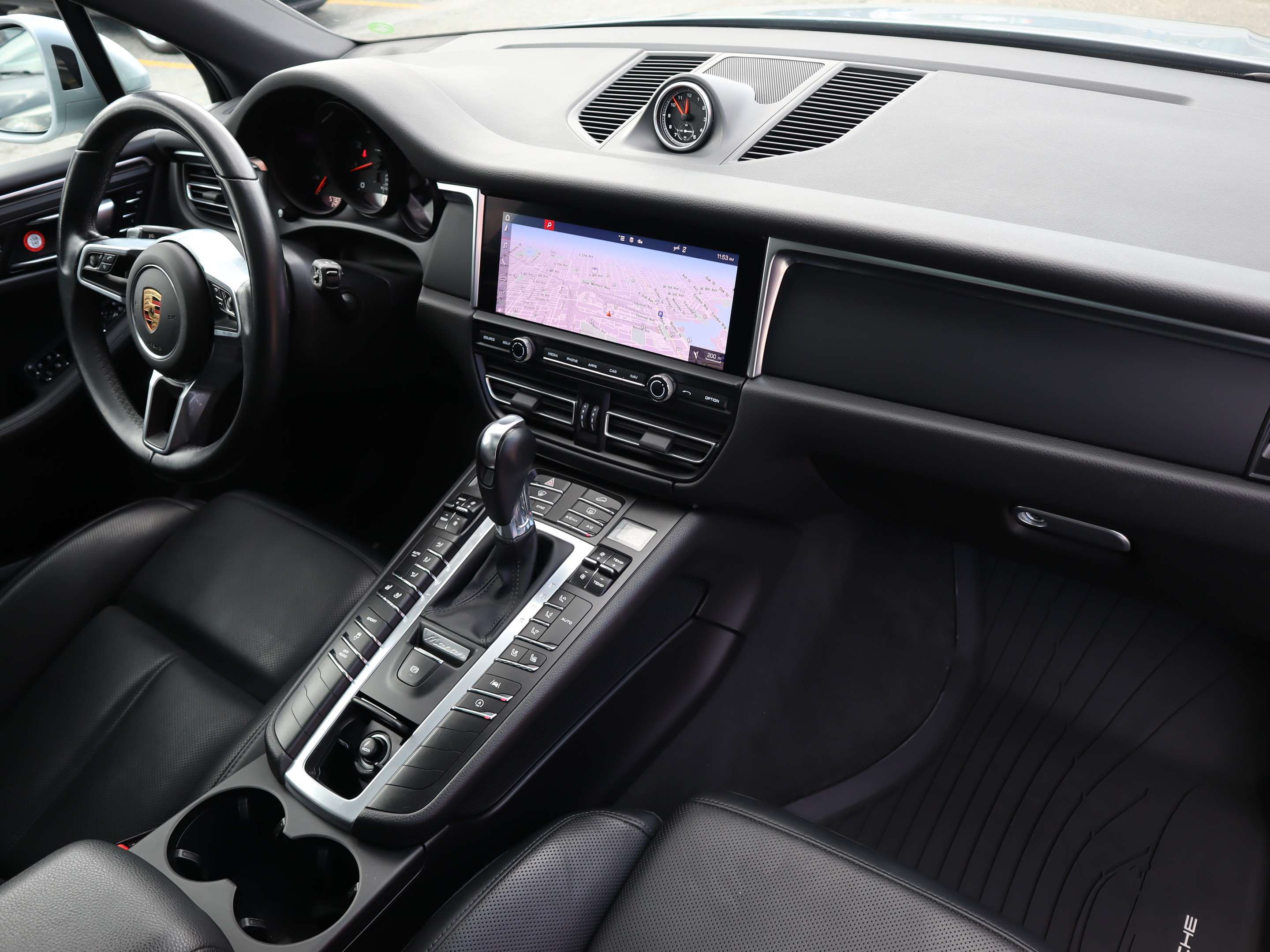 2021 Porsche Macan AWD thumb 24