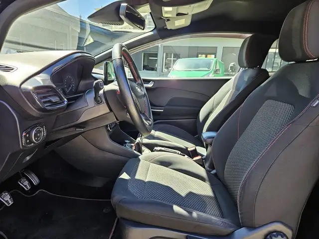 Ford Fiesta view 8
