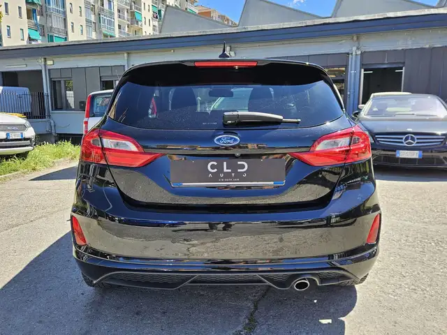 Ford Fiesta view 5