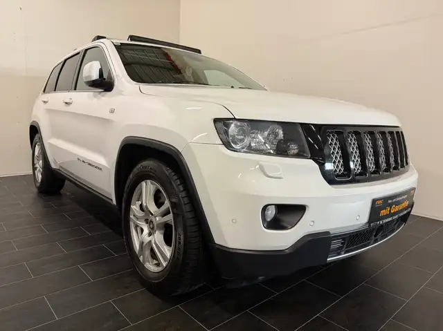Jeep Grand Cherokee 3,0**AhK-Pano-Sitzlüftung-Leder-Rückfahrk.**