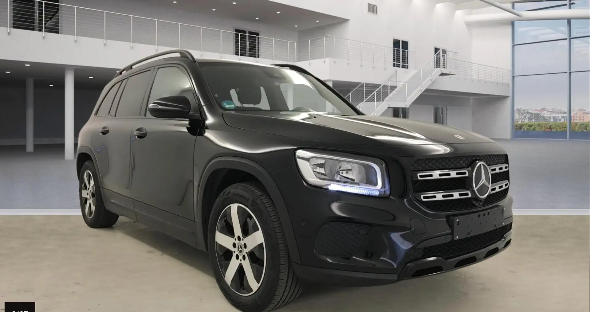 Mercedes-Benz GLB 200 GLB 200d NIGHT PAKET MBUX+DAB/RFK/SPURASSIST/18"/ Noir - 2