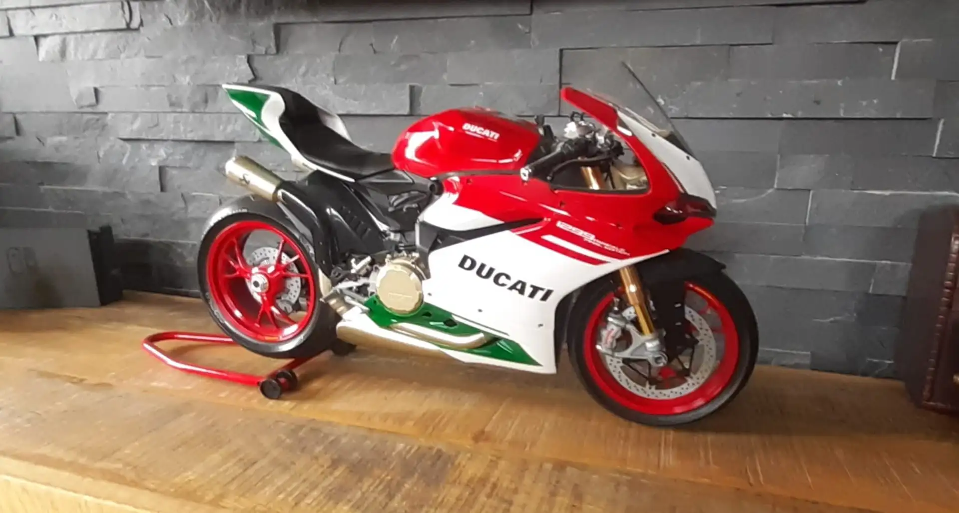 Ducati Panigale R 1299 Final Edition - 1