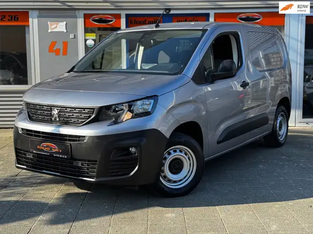 Peugeot Partner 1.2T Premium MARGE Benzine 3-Persoons Navi 20.000k