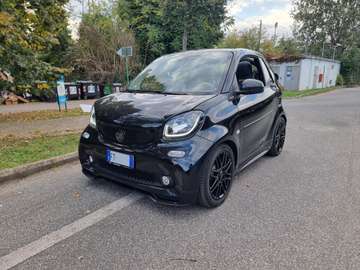 ULTIMATE BRABUS 125R CABRIO-SOLO 125 ESEMPLARI!!!