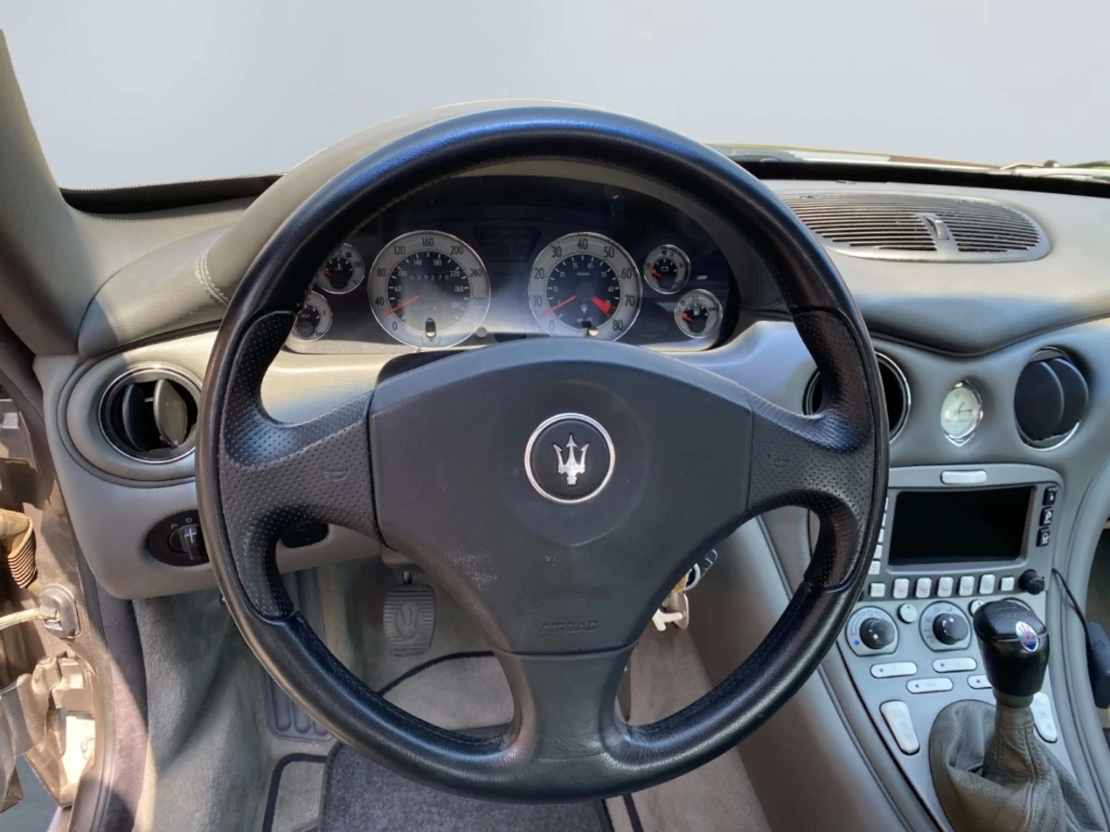 Maserati 4200 Coupe GT *Handschalter*Xenon*Sitzhz*Navi*Memory* — photo 12