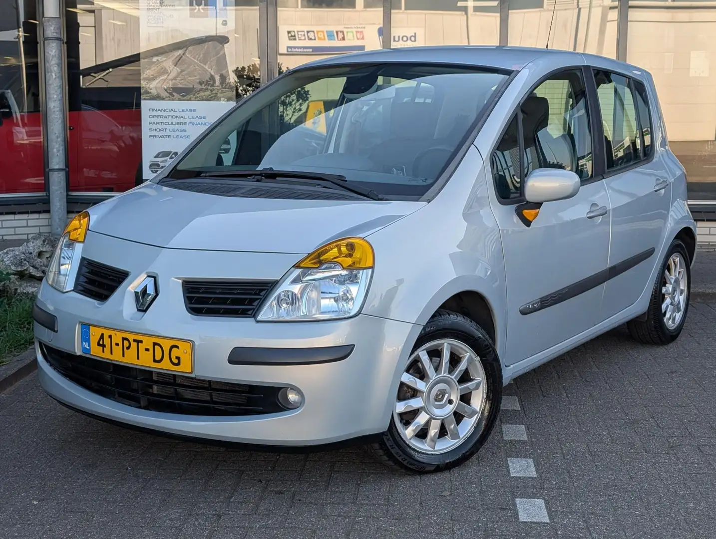 Renault Modus 1.4-16V Expression Luxe Szürke - 1