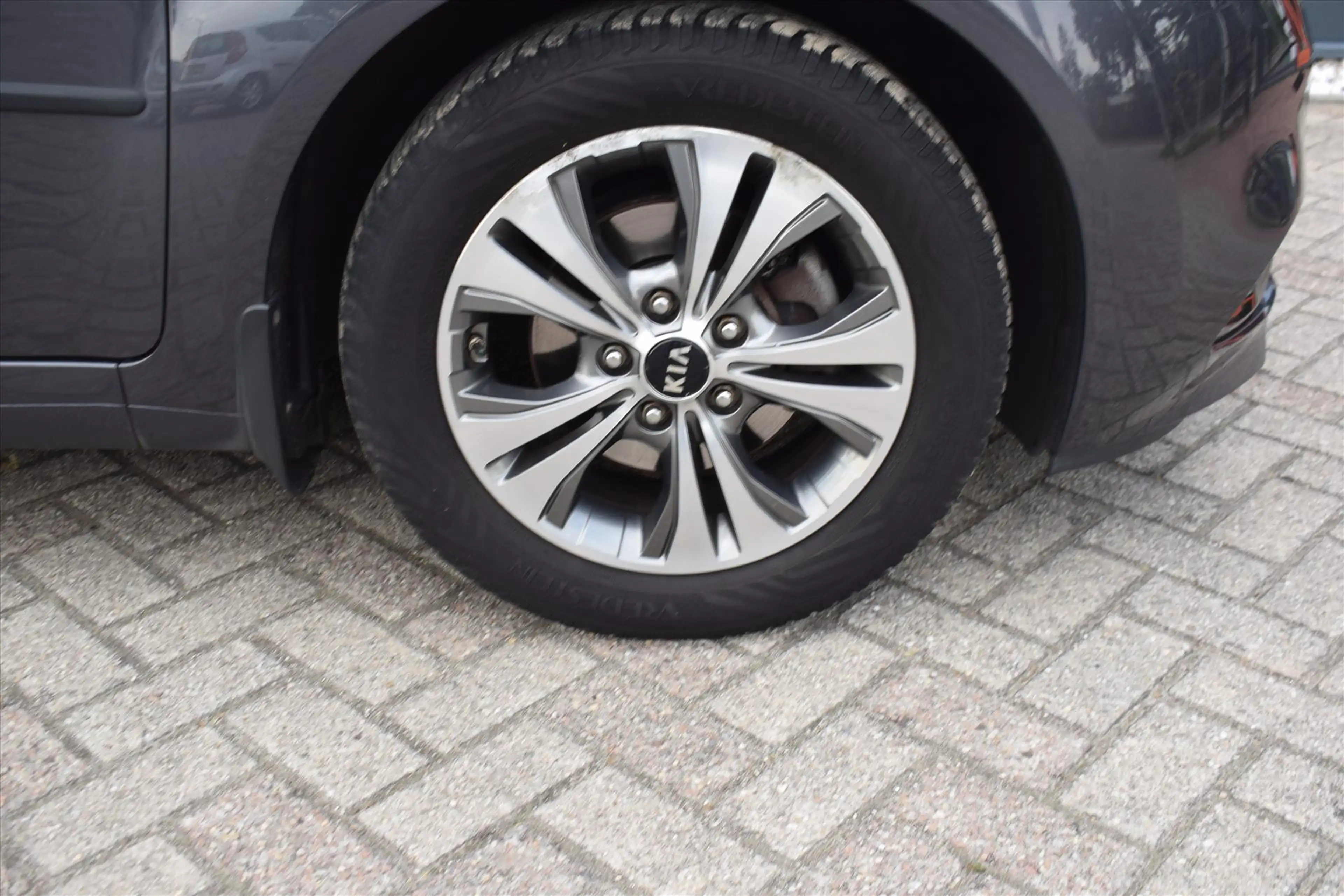 Kia Venga 1.4 CVVT 66KW/90PK 2015 First Edition — photo 15