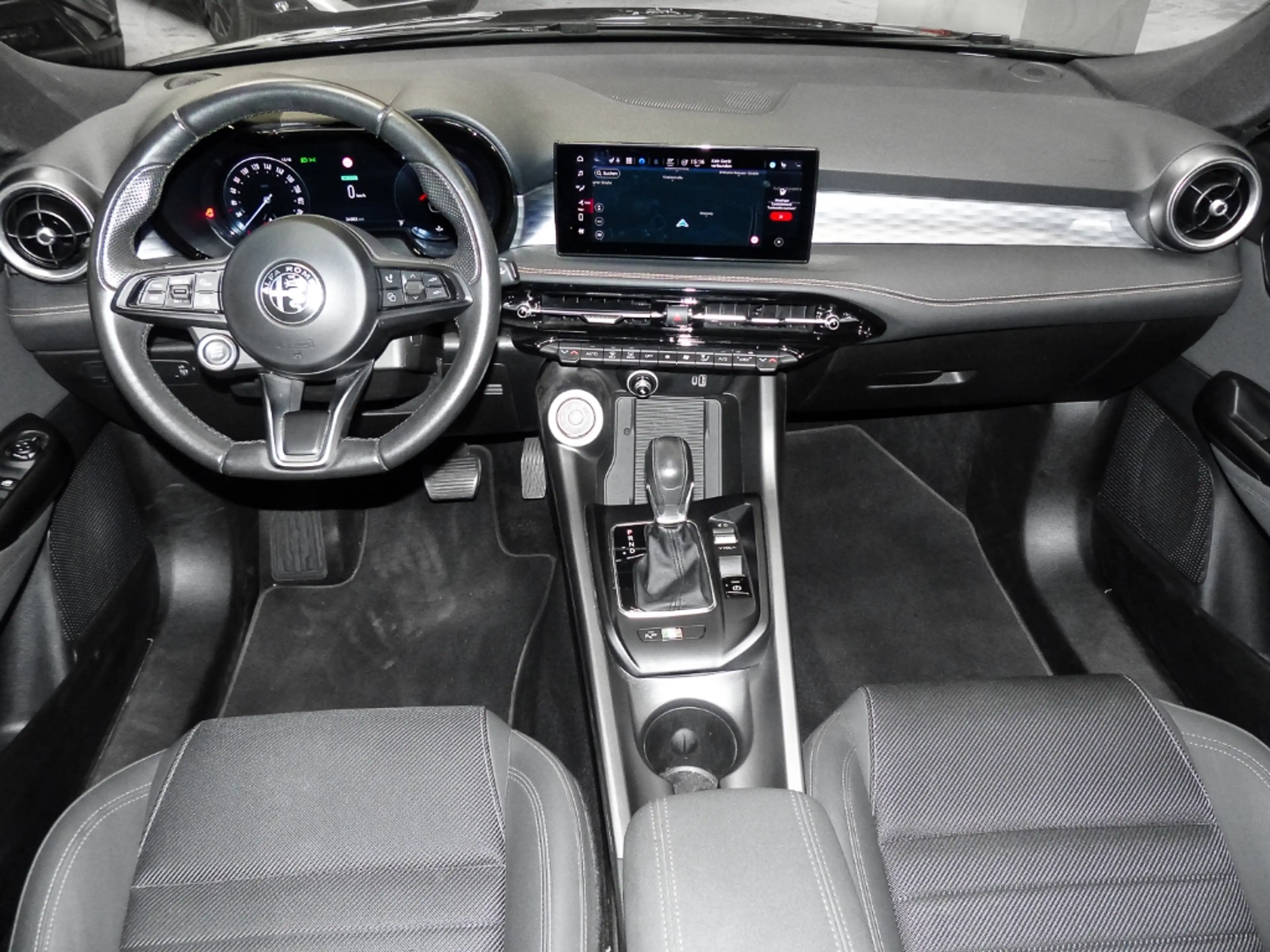 Alfa Romeo Tonale Ti LED Sperrdiff. ACC El. Heckklappe Apple CarPlay — photo 6