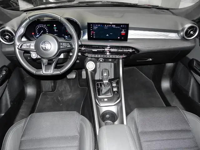 Alfa Romeo Tonale view 6