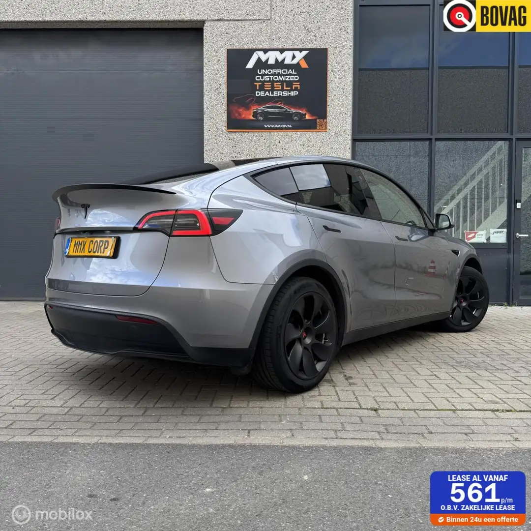 Tesla Model Y Long Range AWD + MMX PACK Grijs - 1