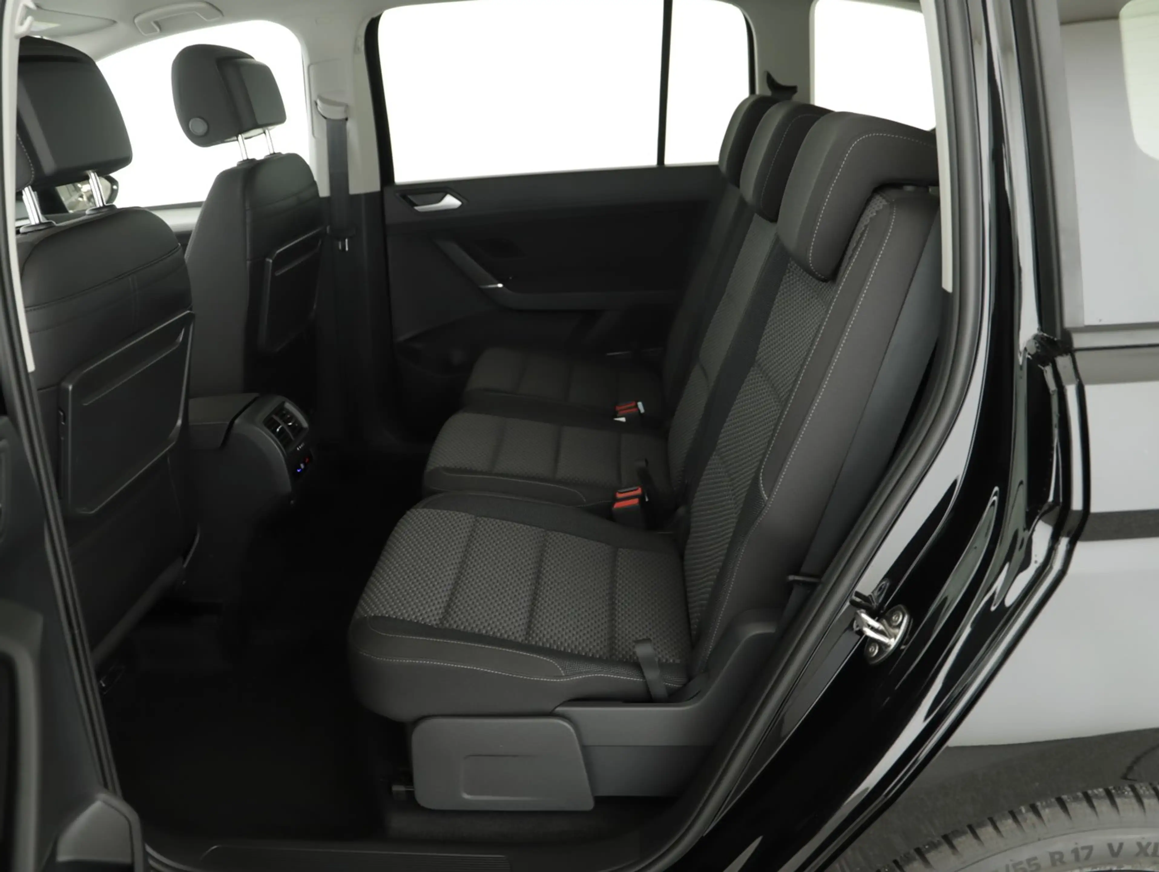 Volkswagen Touran Friends TSI DSG — photo 15