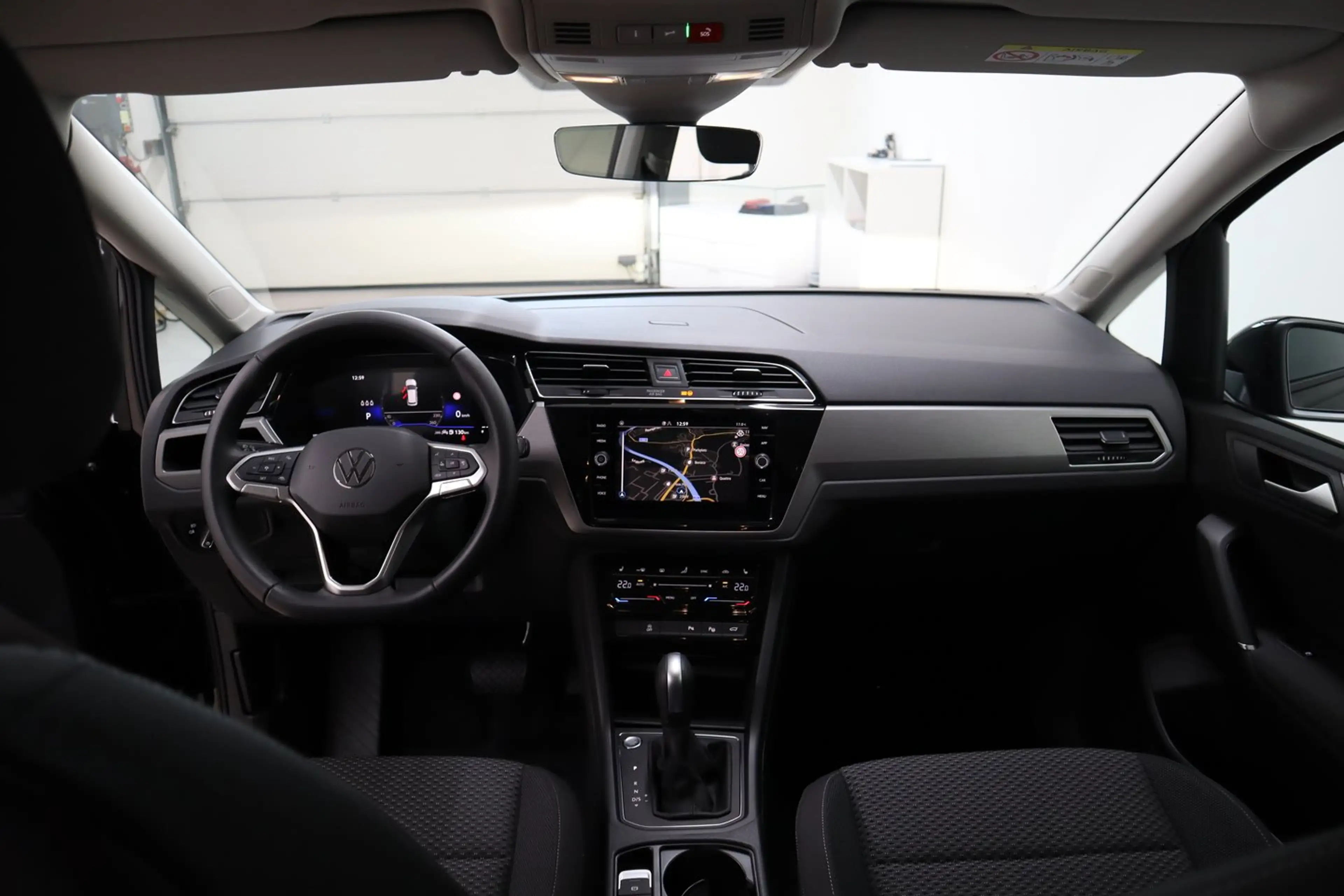 Volkswagen Touran Friends TSI DSG — photo 13