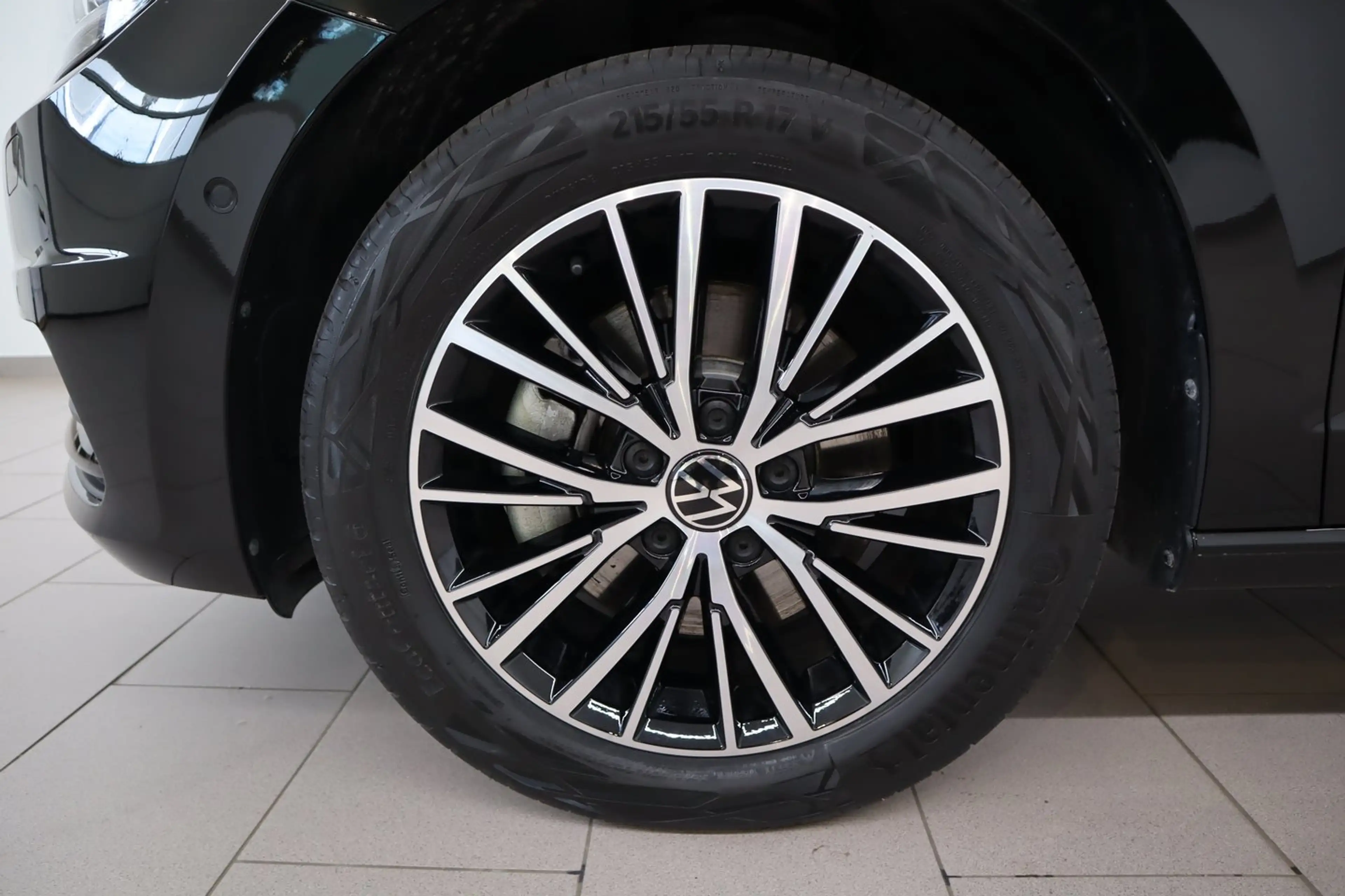 Volkswagen Touran Friends TSI DSG — photo 4