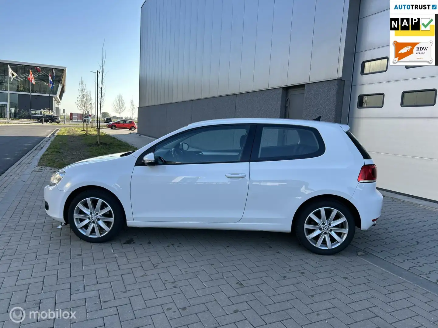 Volkswagen Golf 1.4 TSI Highline/STOELV/APK/AIRCO/PDC/ Wit - 2