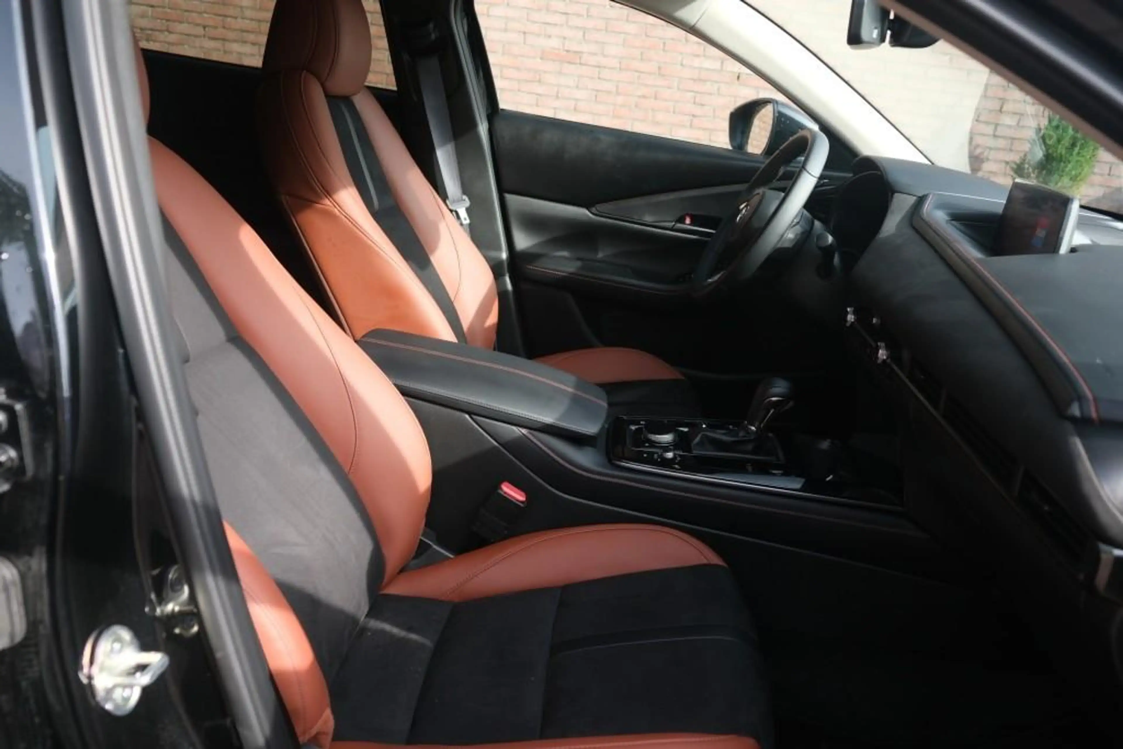 Mazda CX-30 2.5 e-SkyActiv-G M Hybrid 140pk Aut. Nagisa - Head — photo 4