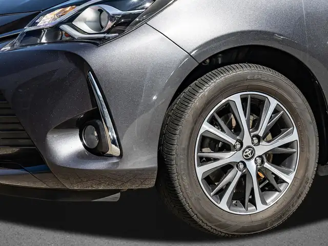 Toyota Yaris view 8
