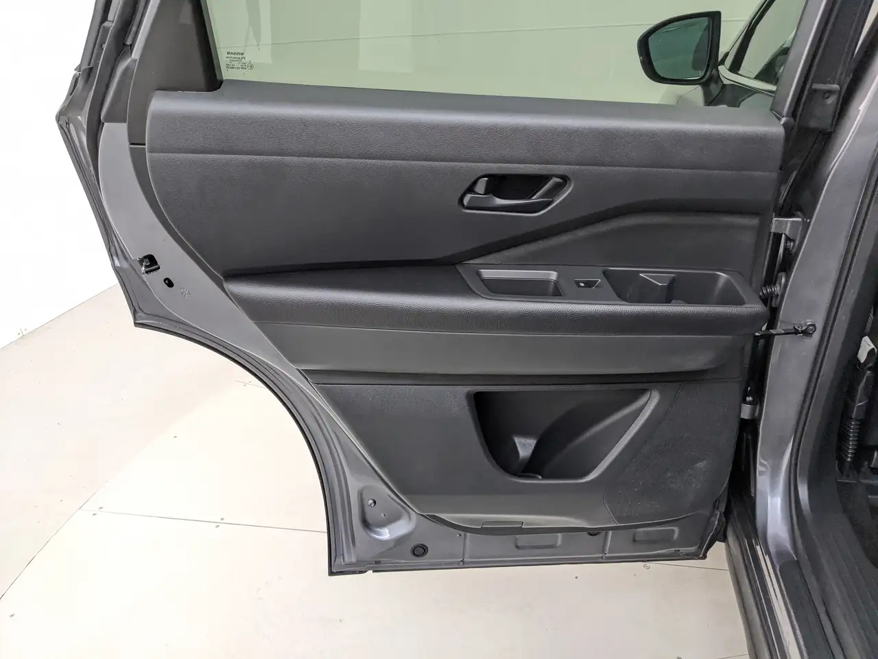 Nissan Pathfinder снимка Nissan Pathfinder