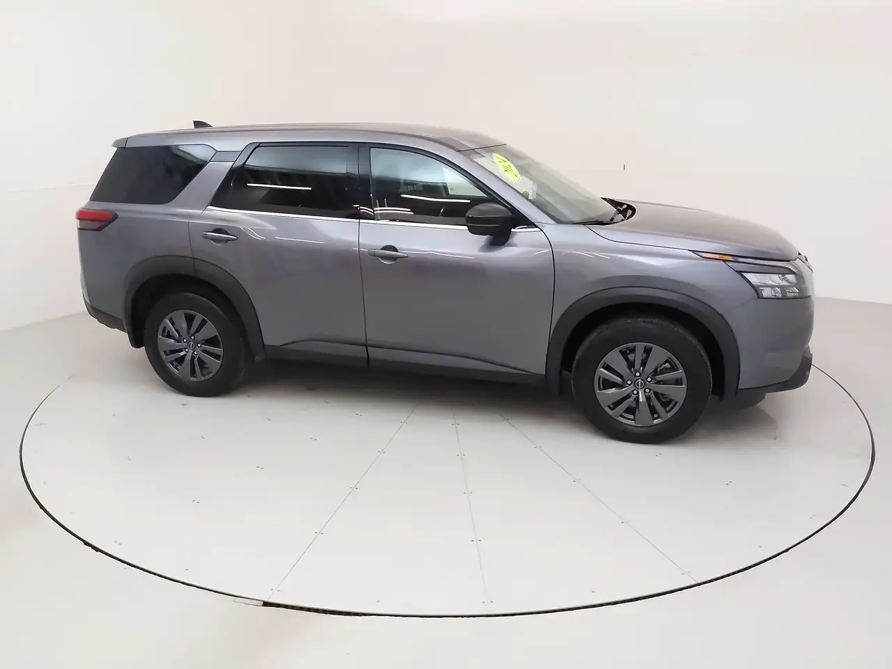 Nissan Pathfinder снимка Nissan Pathfinder