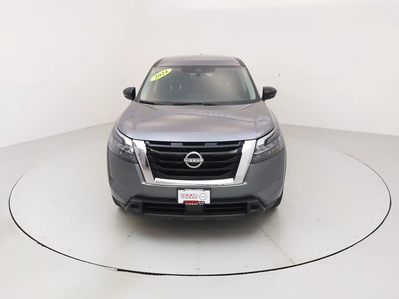 Nissan Pathfinder снимка Nissan Pathfinder