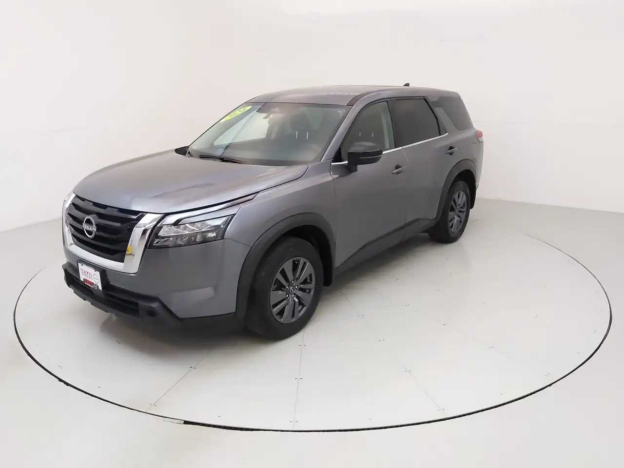 Nissan Pathfinder снимка Nissan Pathfinder