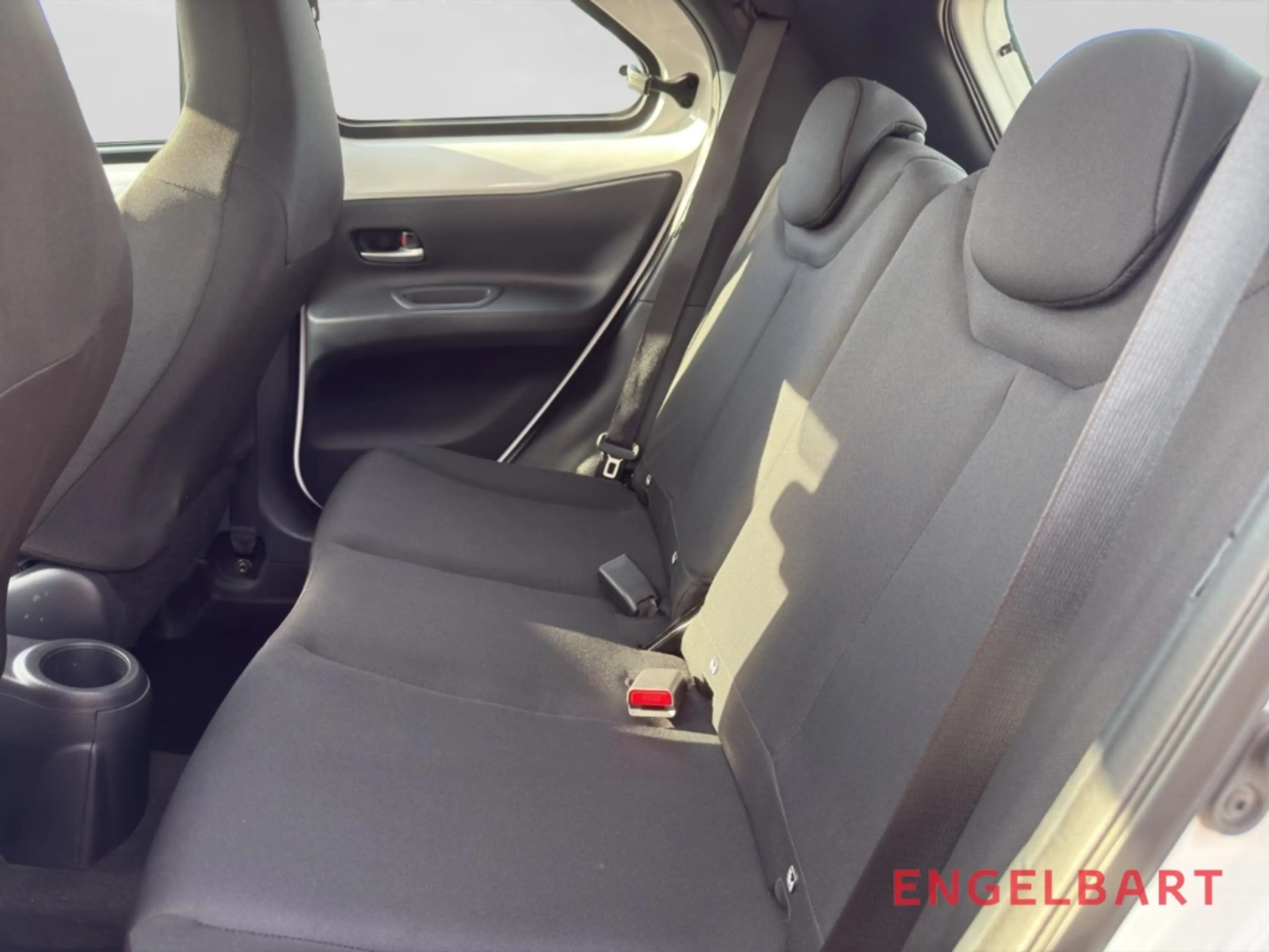 Toyota Aygo X Play Klima CarPlay DAB Spurhalteass. — photo 12