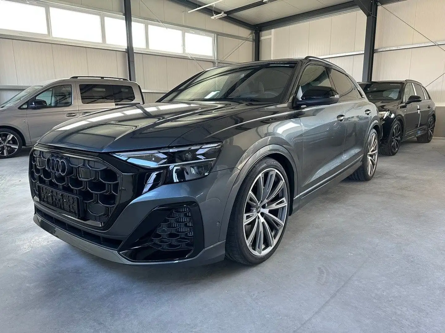 Audi Q8 SUV 55 TFSIe qu. S-line MASSAGE Gris - 1