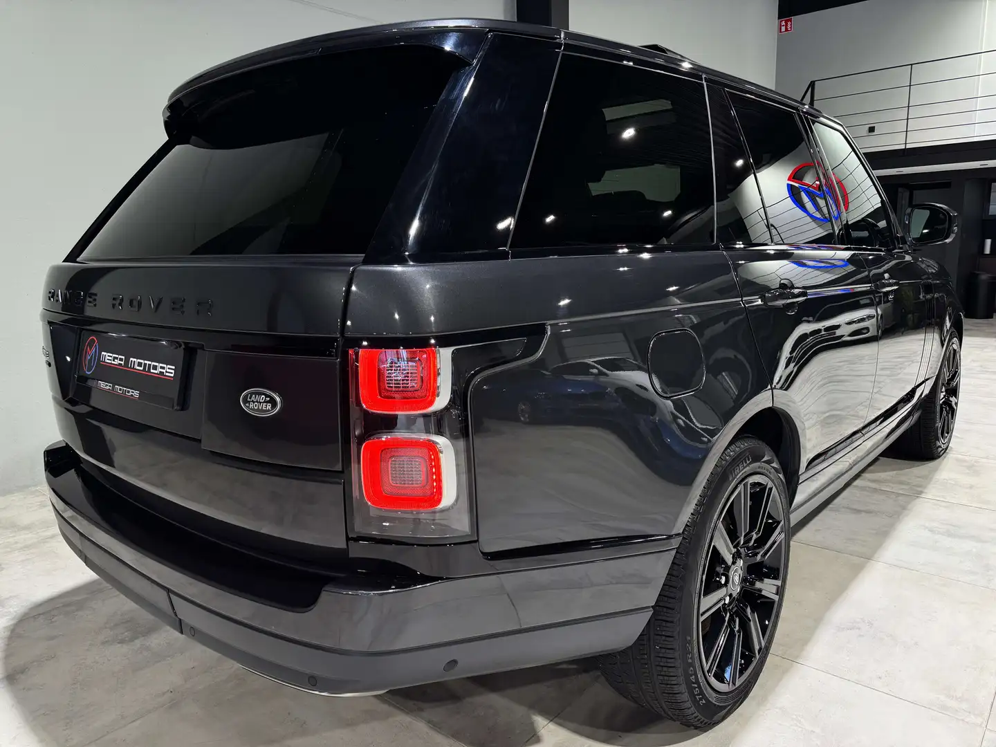 Land Rover Range Rover 3.0 D350 VOGUE 43.000KM 07-2021 TVA-BTW Gris - 2
