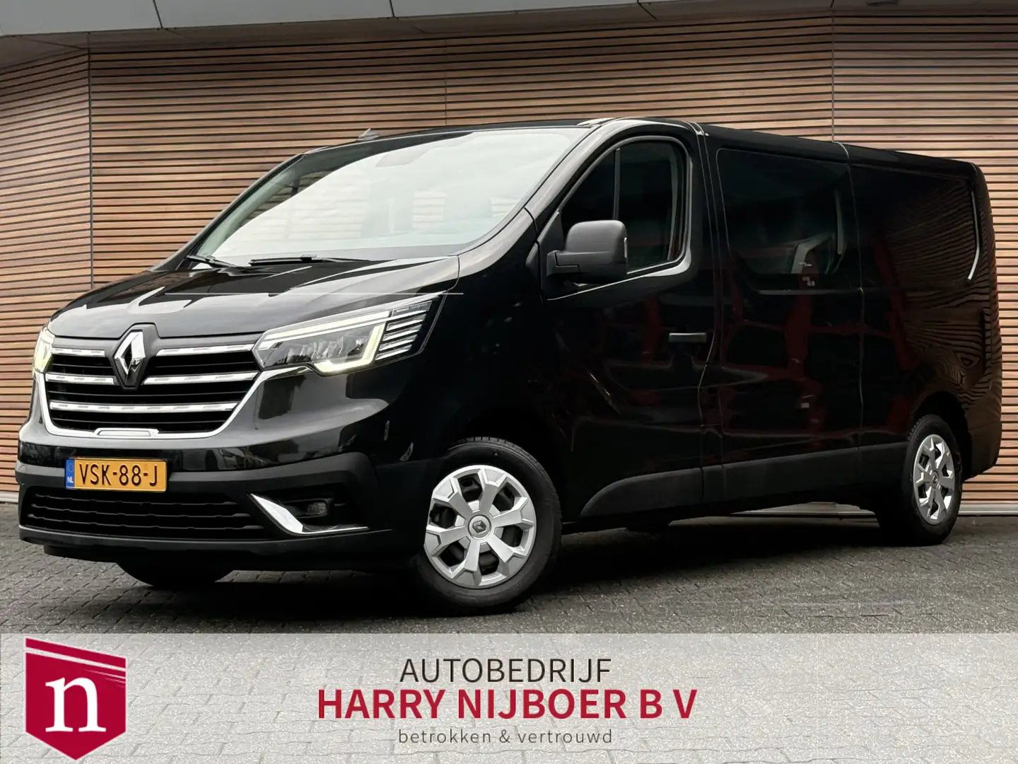 Renault Trafic 2.0 dCi 130 T29 L2H1 DC Comfort Camera / Carplay / Zwart - 1