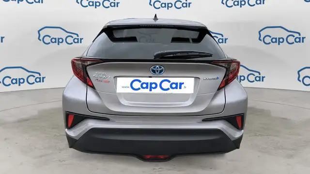 Toyota C-HR view 3