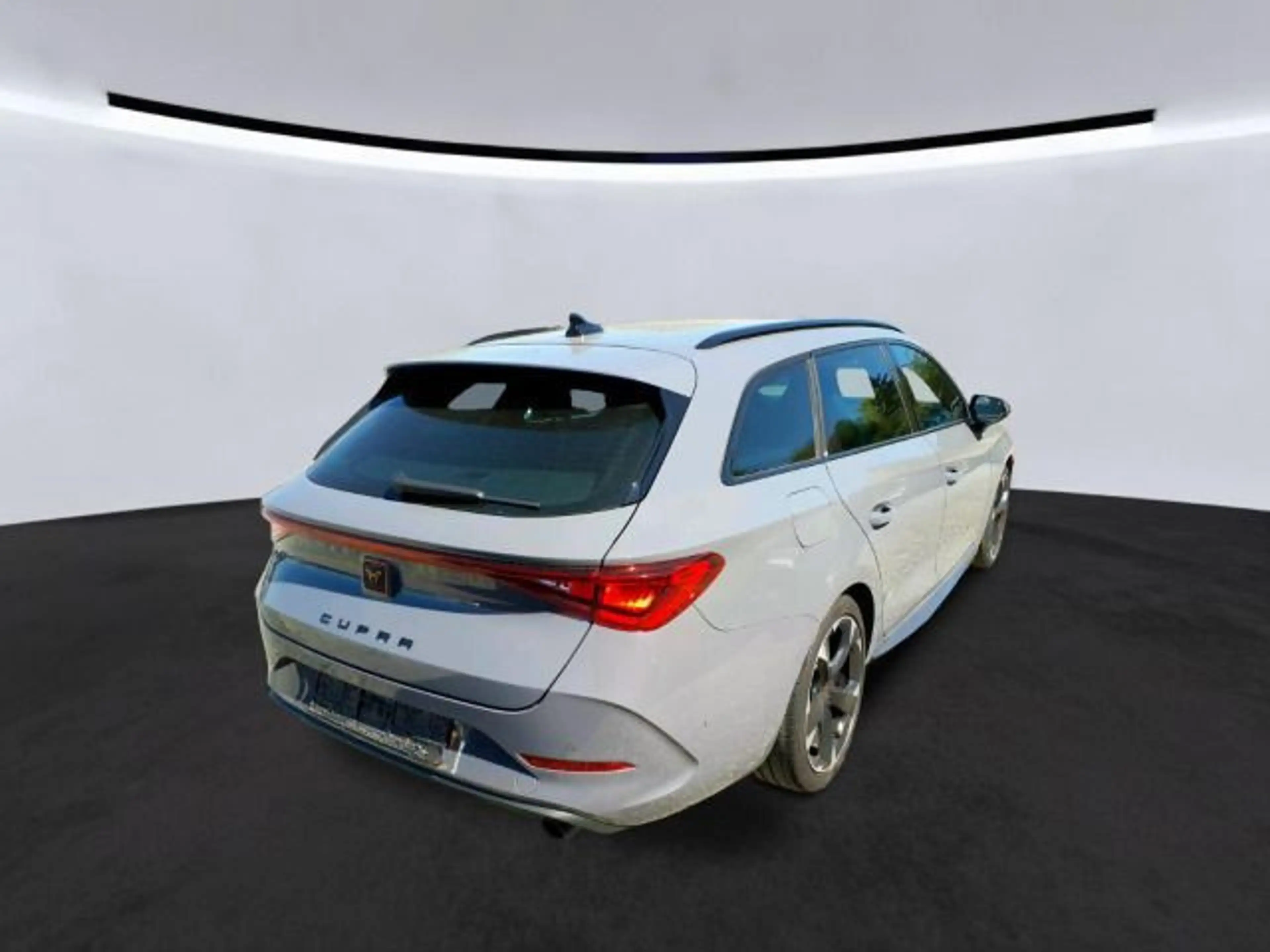 CUPRA Leon Sportstourer 2.0 TSI RFK*LED*Navigation*AHK — photo 2