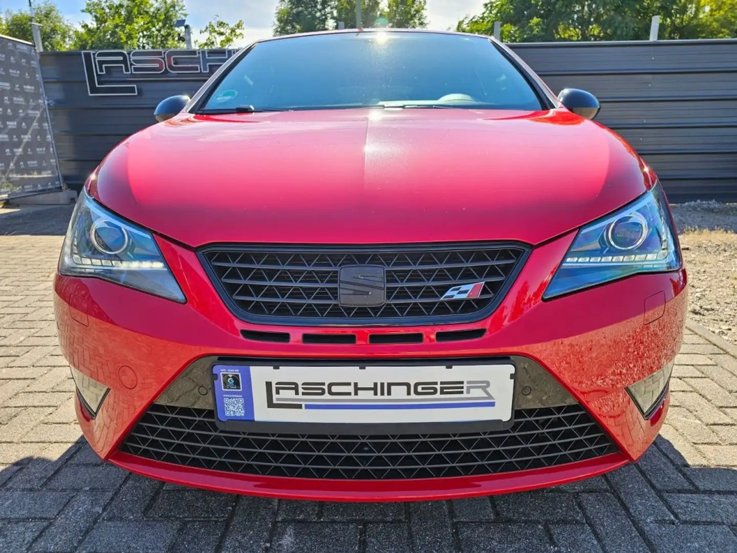 SEAT Ibiza SC Cupra 1.8TSI NAVI XENON SHZ KLIMA TEMP Rot - 2