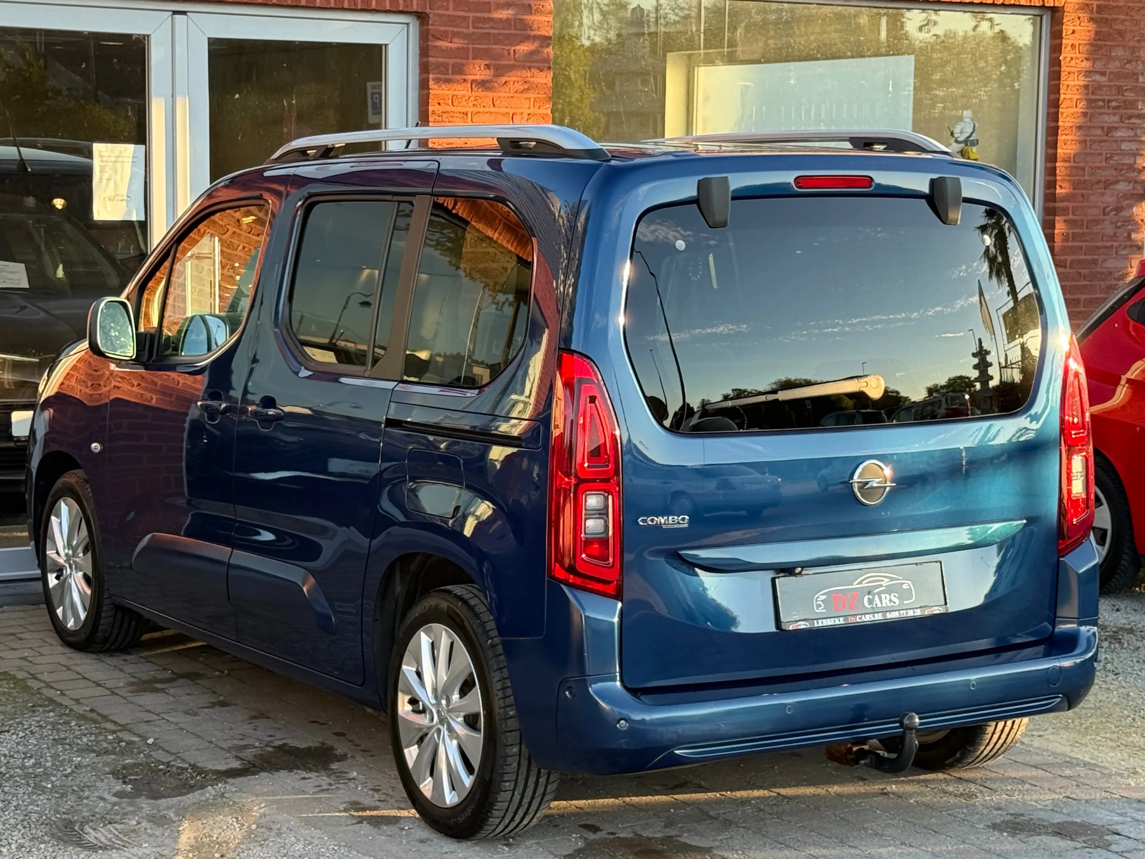 Opel Combo Life Combo Life 1.2 T L1H1 Innovation S/S (EU6.3) — photo 12