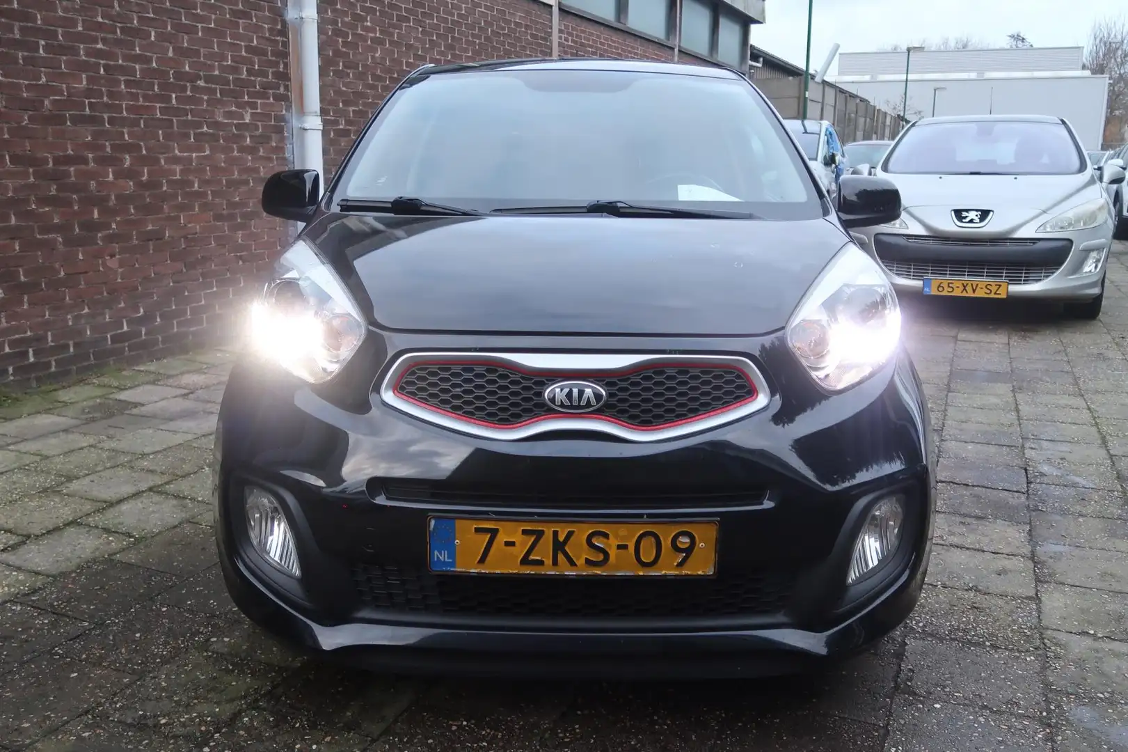 Kia Picanto 1.0 CVVT X-treme, Lederen bekleding, stuurbedienin Negro - 2