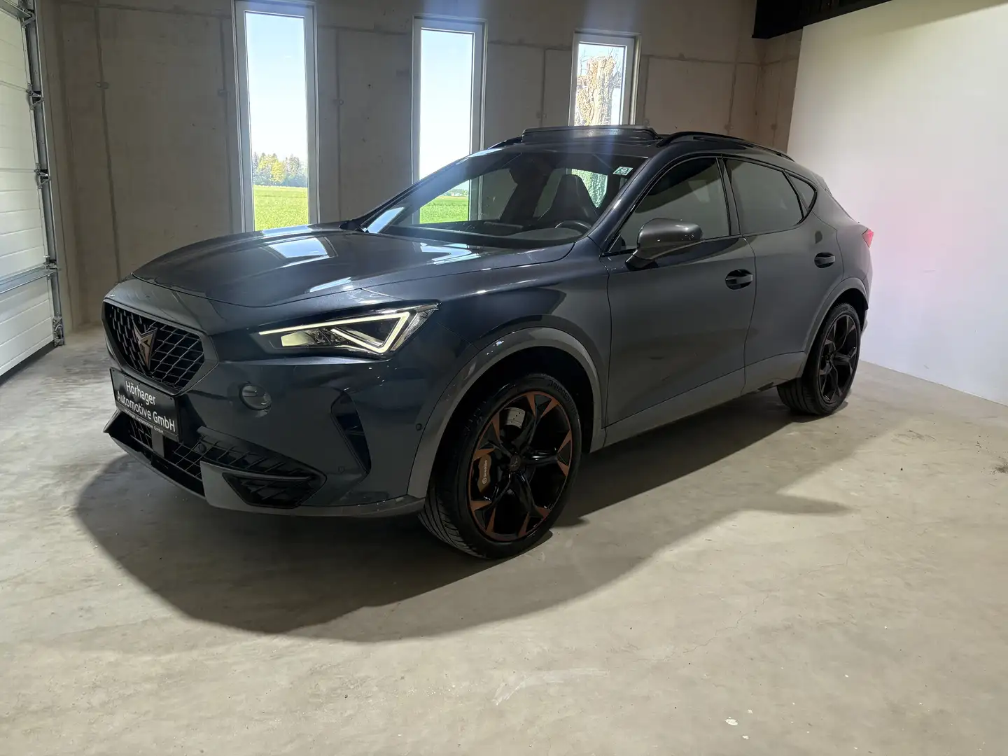 CUPRA Formentor VZ 4Drive*Pano*Top*WenigKM*Brembo*Erstbesitz* Grau - 2