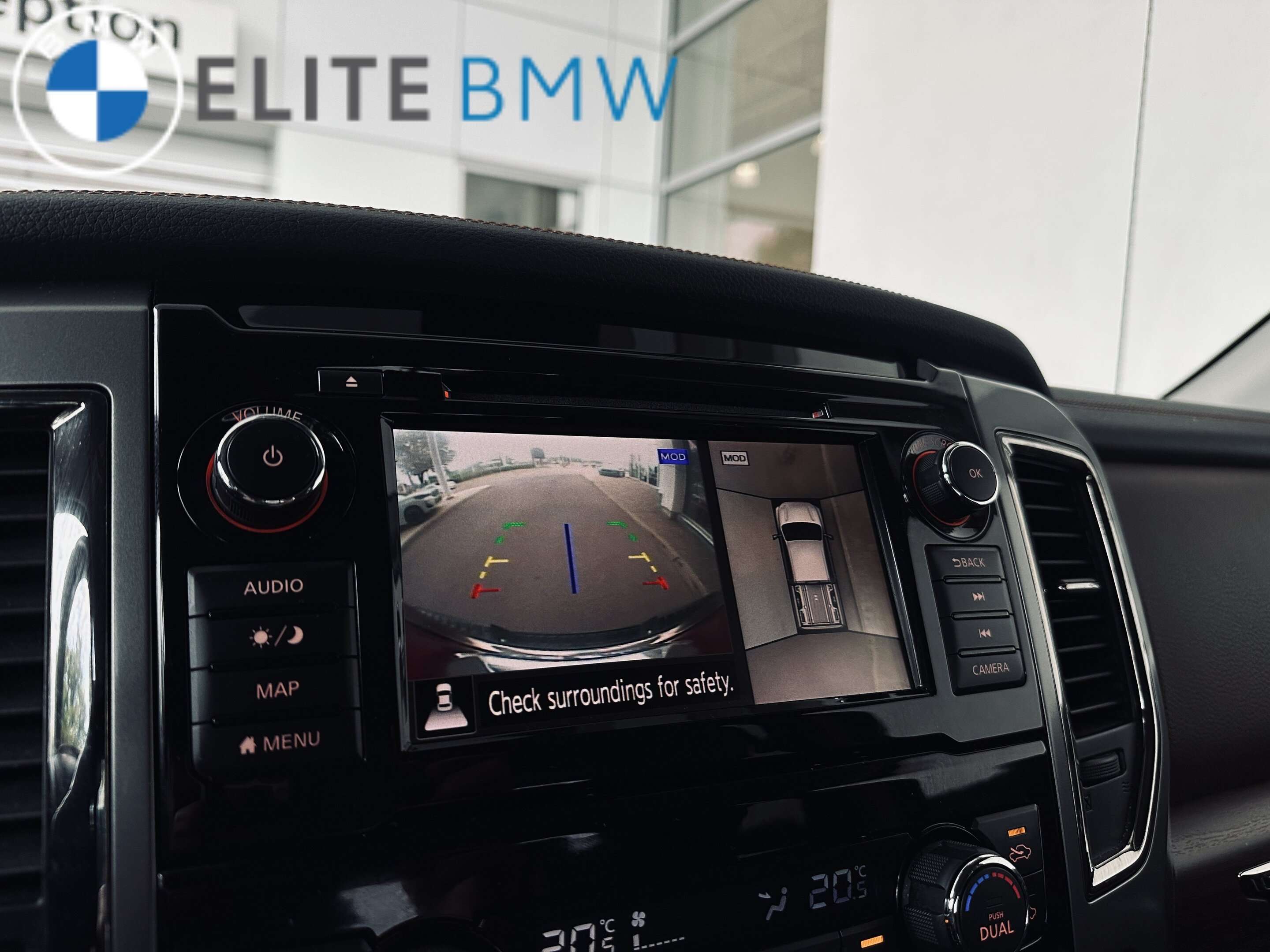 2019 Nissan Titan 4x4 Crew Cab Platinum — снимка 1