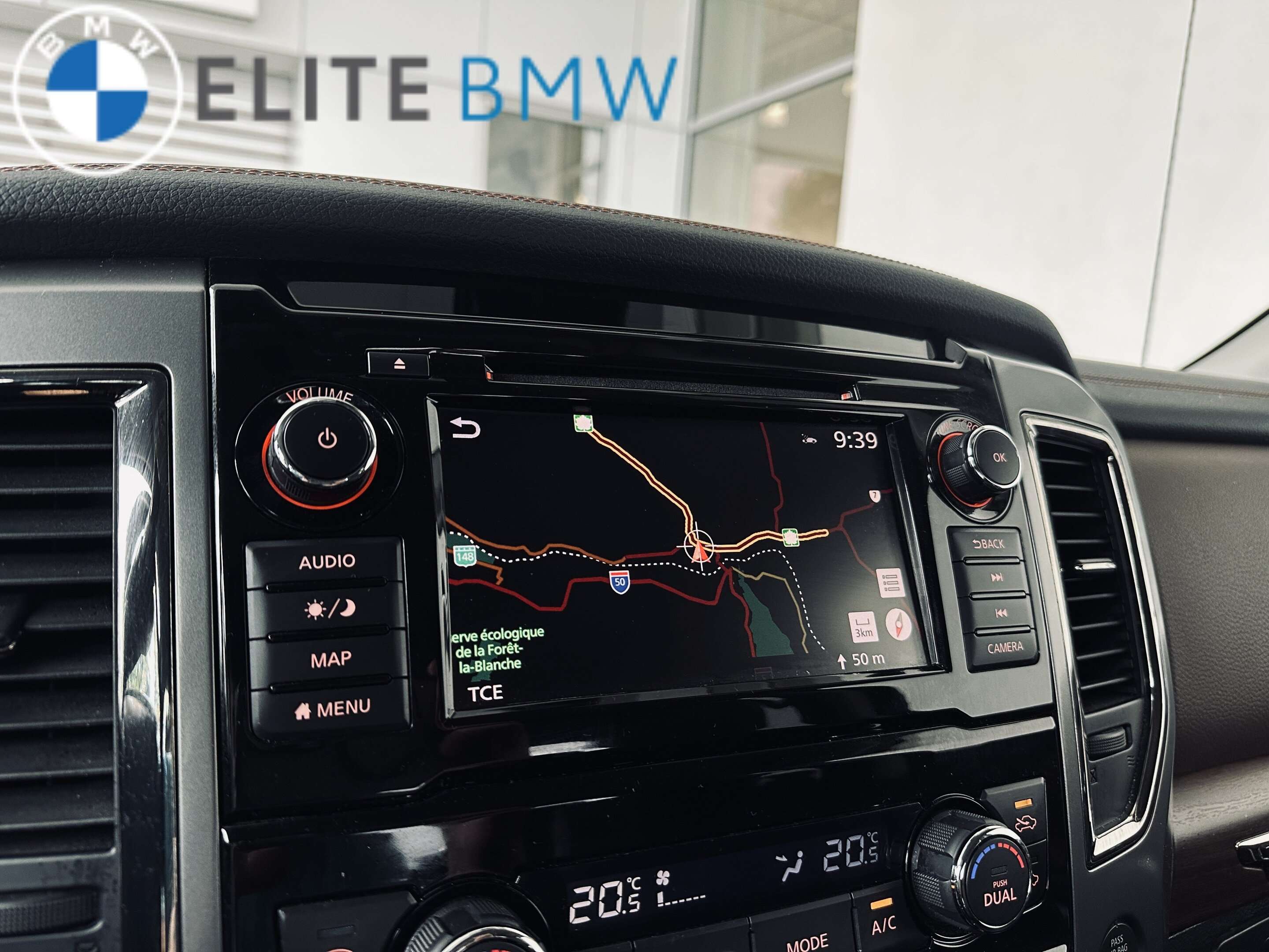 2019 Nissan Titan 4x4 Crew Cab Platinum — снимка 1