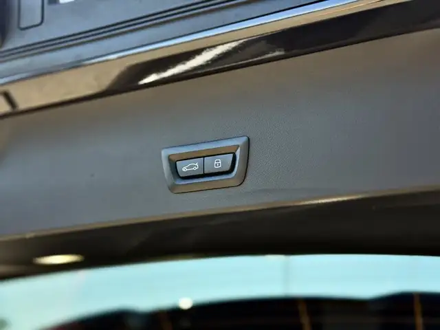 BMW X3 view 11